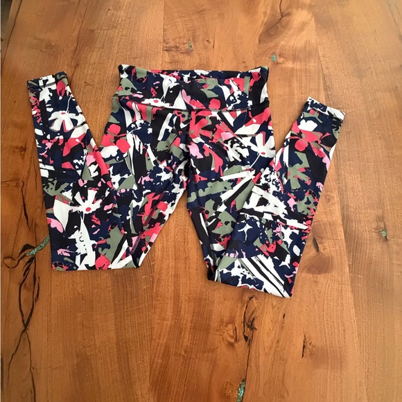 Lululemon Full Length Leggings - Picture 2 of 5